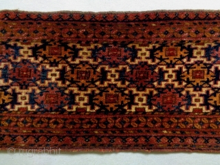 Ersari Bashir Penjerelik
Size: 133x30cm (4.4x1.0ft)
Natural colors, made in circa 1910                       