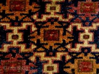 Ersari Bashir Penjerelik
Size: 133x30cm (4.4x1.0ft)
Natural colors, made in circa 1910                       