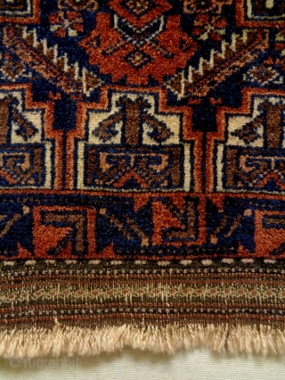 Salar Kahni Baluch
Size: 45x87cm (1.5x2.9ft)
Natural colors, full pile, made in circa 1910                     