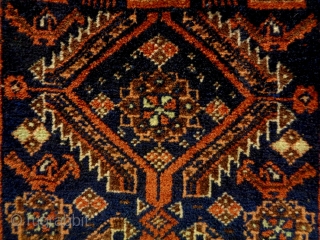 Salar Kahni Baluch
Size: 45x87cm (1.5x2.9ft)
Natural colors, full pile, made in circa 1910                     