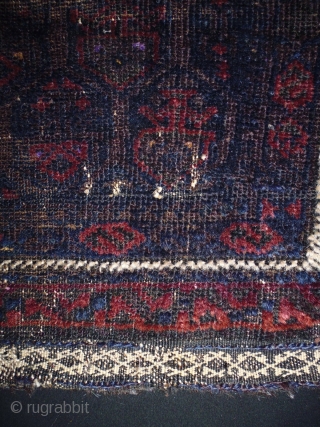Belouch bagface
Size: 61x63cm (2.0x2.1ft)
Natural colors. there is silk                         