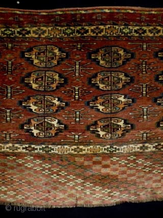 Fine Youmuth Coual
Size: 125x86cm (4.2x2.9ft)
Natural colors, the orange color is faded, made in circa 1910                  
