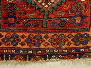 19th Century Kurdish Mafrash
Size: 119x60cm
Natural colors                           