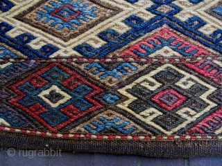 19th Century Tribal Soumakh Bagface
Size: 51x54cm
Natural colors                          