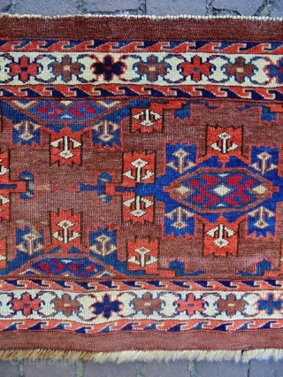 1870/80 Very Fine Turkmen Torba
Size: 91x36cm
Natural colors                          
