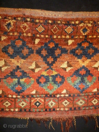 Ersari Penjerelik
Size: 136x41cm (4.5x1.4ft)
Natural colors                            