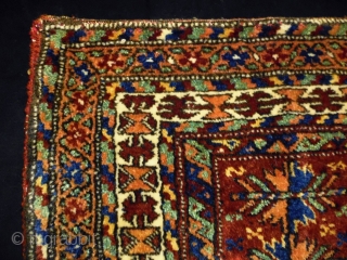 Kurd Bagface
Size: 52x47cm (1.7x1.6ft)
                             