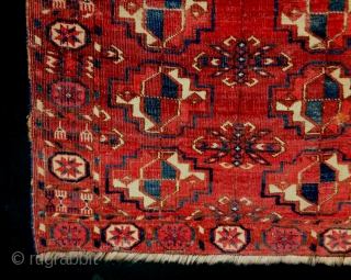 1850 Very Fine Tekke Dowry
Size: 86x76cm (2.9x2.5ft)
                          