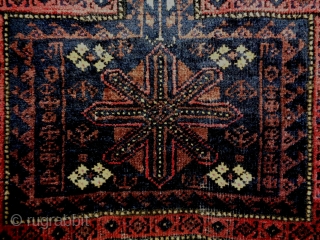 Fine Baluch Salt bagface
Size: 50x55cm (1.7x1.8ft)
Natural colors, made in circa 1910                      