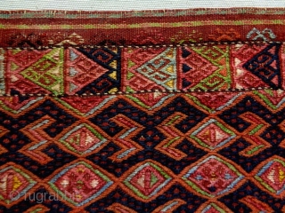 Very Fine Uzbekh Soumakh Torba
Size: 109x43cm
Natural colors, made in circa 1910/20                      