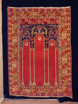 Ushak?tuduc rug
Size: 135x190cm (4.5x6.3ft)
 made in circa 1920, it is used to be hanged up
                  