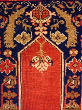 Ushak?tuduc rug
Size: 135x190cm (4.5x6.3ft)
 made in circa 1920, it is used to be hanged up
                  