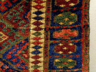 Full pile nomad yoruk Jaf
Size: 106x54cm
Natural colors, made in circa 1910                      