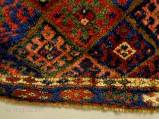 Full pile nomad yoruk Jaf
Size: 106x54cm
Natural colors, made in circa 1910                      
