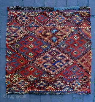 19th Century trebal jaf Soumakh Bagface
Size: 52x53cm
Natural colors                         