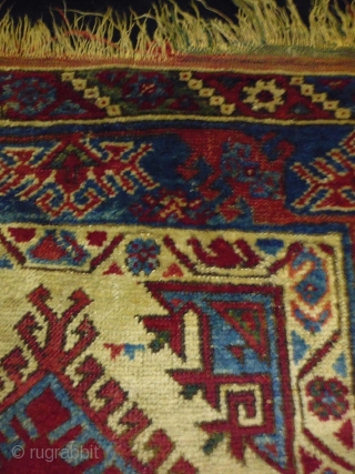 Anatolian Yagcibedir
Size: 106x155cm (3.5x5.2ft)
Natural colors (except one of the red color is not natural), made in circa 1910/20               