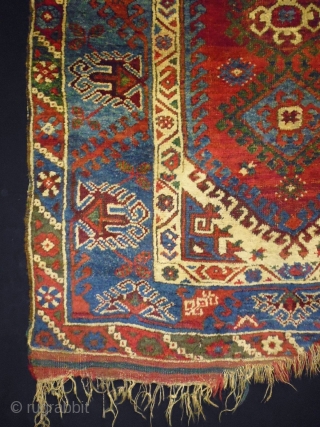 Anatolian Yagcibedir
Size: 106x155cm (3.5x5.2ft)
Natural colors (except one of the red color is not natural), made in circa 1910/20               