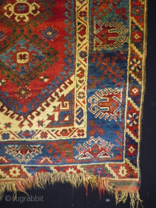 Anatolian Yagcibedir
Size: 106x155cm (3.5x5.2ft)
Natural colors (except one of the red color is not natural), made in circa 1910/20               