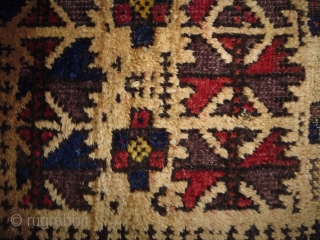 1880 Belouch Prayer Rug
Size: 85x113cm (2.8x3.8ft)
Natural colors                          