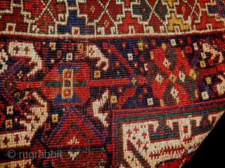 Kamseh Bagface
Size: 73x71cm (2.4x2.4ft)
Natural colors, made in circa 1910, there are old repairs and stitches                  