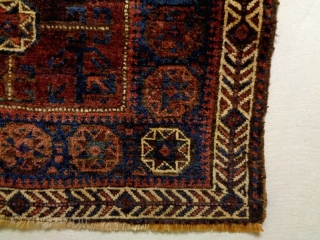 19th Century Baluch Bagface
Size: 82x69cm
Natural colors                           