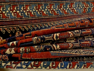 Very Fine Shirwan
Size: 106x162cm
Natural colors, made in circa 1910/20                        