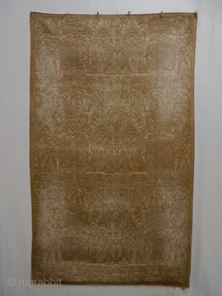 19th Century Tapisery
Size: 111x187cm
It is used to be hung up                       