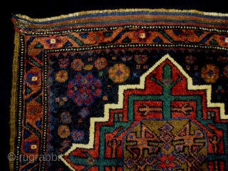 Memluk Gul Belouch Bagface
Size: 70x65cm (2.3x2.2ft)
Natural colos, made in circa 1910                      