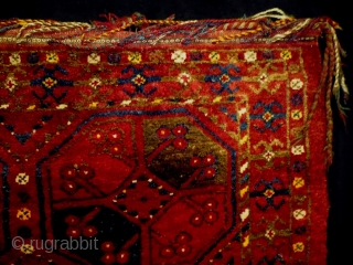 Ersari Nomad Torba
Size: 109x57cm (3.6x1.9ft)
Natural colors, circa 80 years old
                       