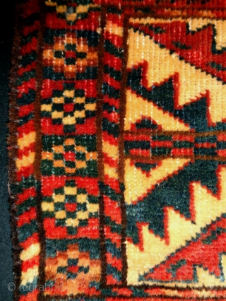 Turkmen Fragment
Size: 39x24cm (1.3x0.8ft)
Natural colors (except one of the red color is probably not natural, see picture 7), it is made in circa 1910         