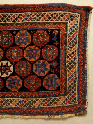 Kurdish Bagface
Size: 84x50cm (2.8x1.7ft)
Natural colors, made in circa 1910                        