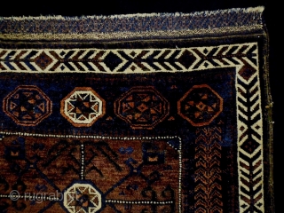 Baluch Bagface
Size: 75x70cm (2.5x2.3ft)
Natural colors, made in circa 1910, thereis one old repair (see pic. 12).                 