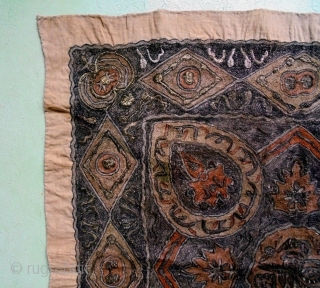 Ottoman Textile
Size: 92x90cm
Silver thread, made in period 1920                         
