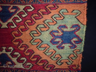 Soumakh
Size: 54x47cm (1.8x1.6ft)
Synthetic orange, circa 80-90 years old                         