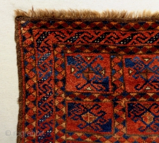 Interesting Kyrgyz Dowry
Size: 68x61cm
Natural colors (except the orange color is faded), circa 80 years old                  