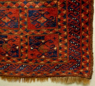 Interesting Kyrgyz Dowry
Size: 68x61cm
Natural colors (except the orange color is faded), circa 80 years old                  