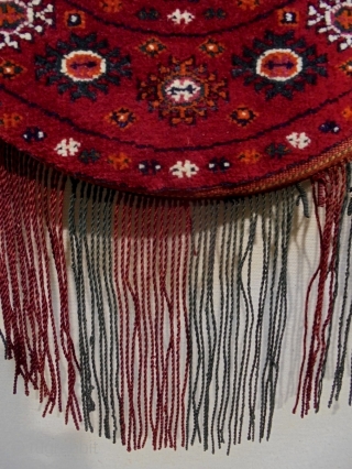 Turkmen Round Bag
Circa 80 years old, the diameter is 43cm
                       