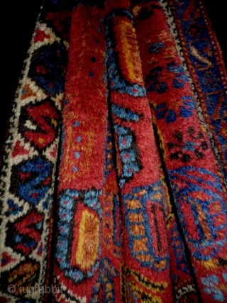 Afshar Boteh
Size: 79x58cm (2.6x1.9ft)
Natural colors, full pile, made in circa 1910                      