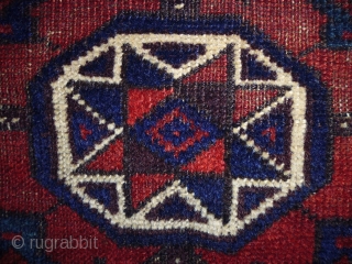 1880 Belouch Bagface
Size: 89x70cm (3.0x2.7ft)
Natural colors                           
