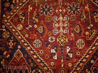 Universal Design Kashkuli/Qasqhay
Size: 83x100cm (2.8x3.3ft)
Natural colors, made in circa 1910                       