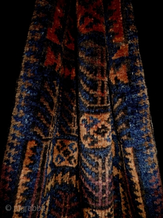 Special Baluch
Size: 50x93cm
Natural colors, madein circa 1910                          