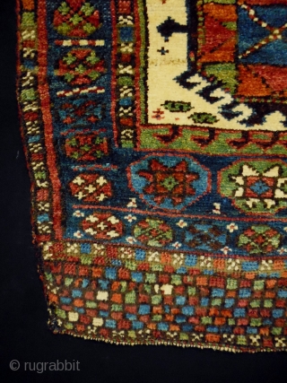 Kurd Bagface
Size: 58x68cm (1.9x2.3ft)
Natural colors, made in circa 1910, there is an old repair at the top right corner.              