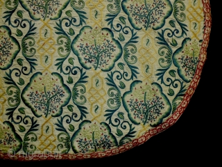 19th Century Unknown Textile Fragment
Size: 138x120cm (4.6x6.0ft)                          