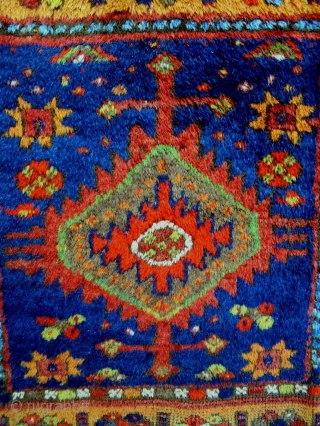 Kurdish Mafrash
Size: 95x58cm
Super wool quality, made in period 1910                        