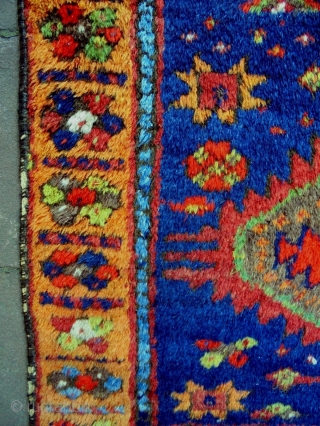 Kurdish Mafrash
Size: 95x58cm
Super wool quality, made in period 1910                        