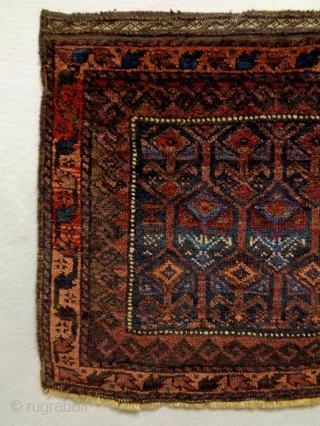 Baluch bagface
Size: 61x51cm
Natural colors (except one color is faded), made in circa 1910/20                    