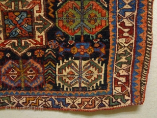 Vey Fine Kamseh/Qasqhay bagface
Size: 65x52cm
Natural colors (except the red color is not natural), made in circa 1910/20                