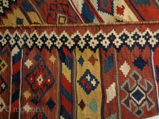 Qasqhay Kelim
Size: 155x254cm
Natural colors, made in circa 1910/20                         
