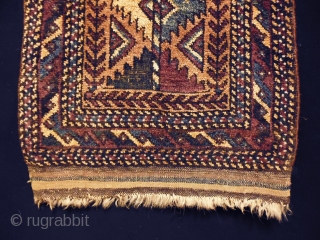 Belouch Balisth
Size: 47x103cm (1.6x3.4ft)
Natural colors, made in circa 1910                        