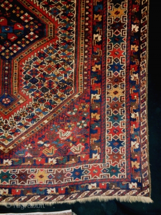 Kashkuli/Qasqhay
Size: 150x196cm (5.0x6.5ft)
Natural colors, wool on wool, made in circa 1910/20                      